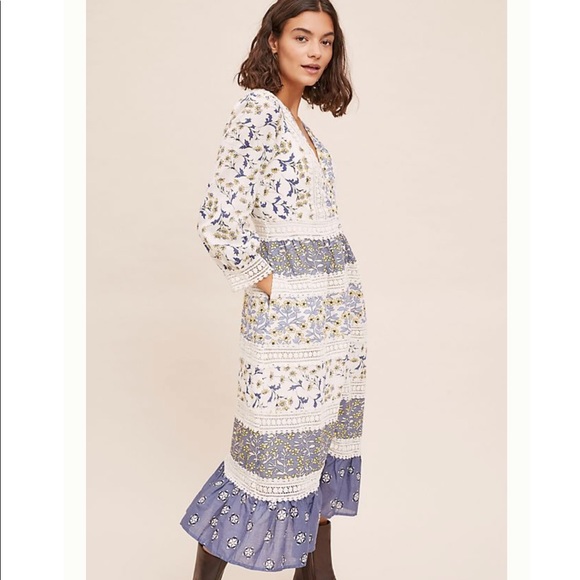 Anthropologie Dresses & Skirts - BEAUTIFUL FLORAL DRESS